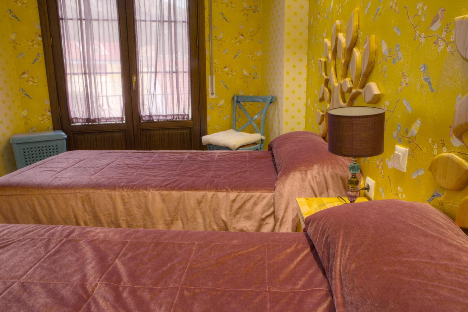 Apartamentos Rurales El Rapallo อลามา เด อรากอน ภายนอก รูปภาพ