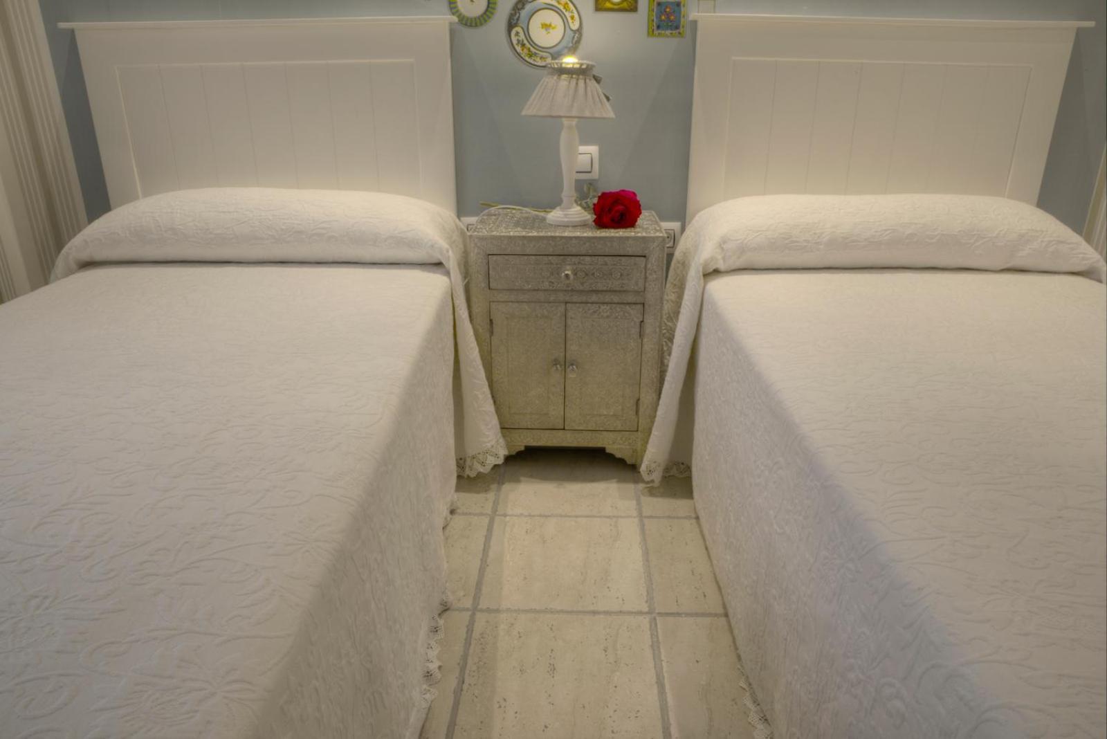 Apartamentos Rurales El Rapallo อลามา เด อรากอน ภายนอก รูปภาพ